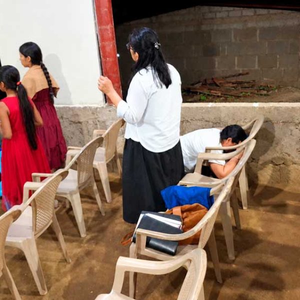 Iglesia-Oasis-de-bendicion_2