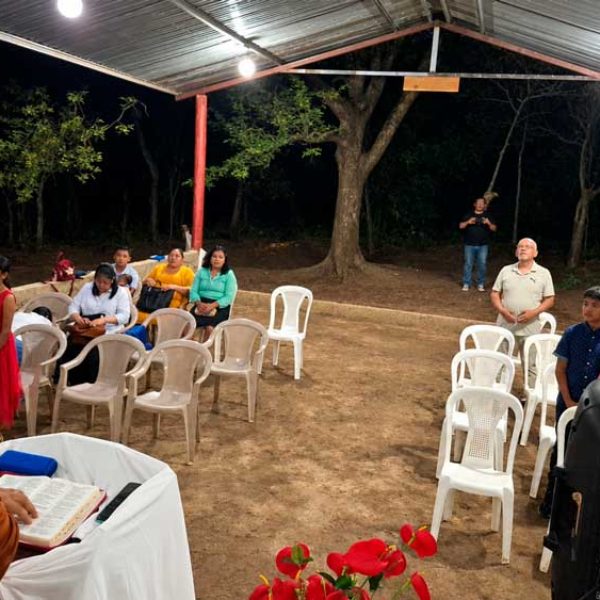Iglesia-Oasis-de-bendicion_3