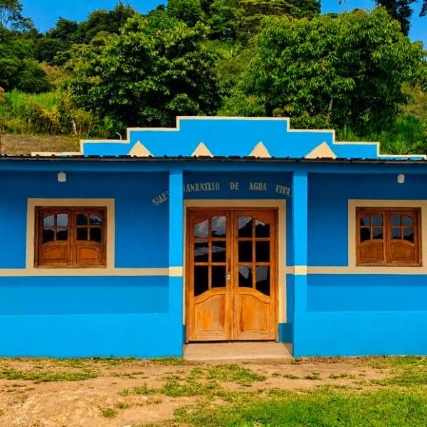 Iglesia-manantial-de-agua-viva