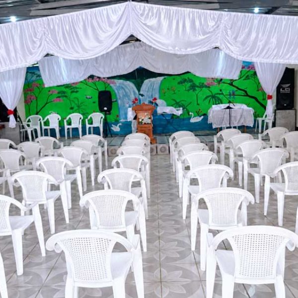 Iglesia-manantial-de-agua-viva_1
